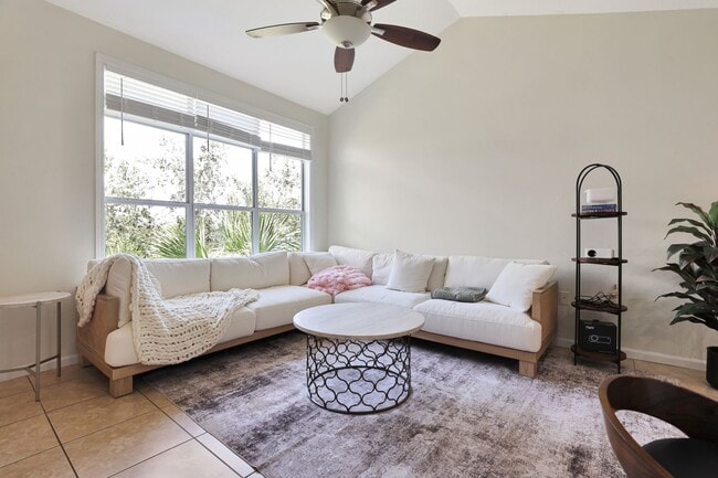 Foto del edificio - Bradenton 3BR/2BA – Newly Remodeled, 3rd F...