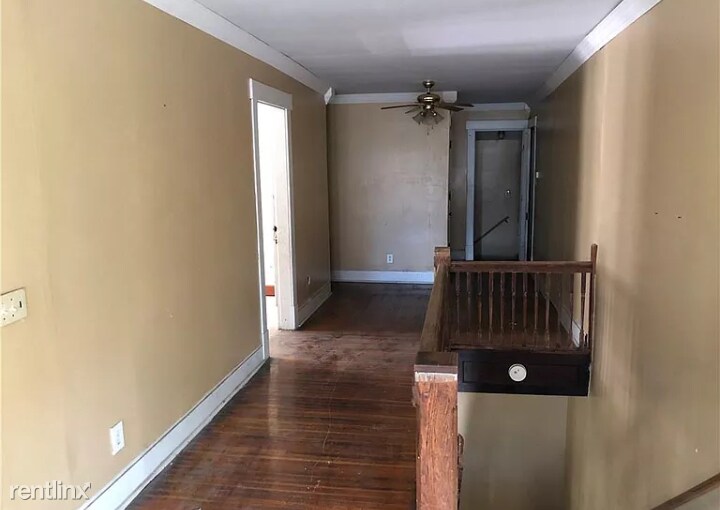 Building Photo - 3 br, 3 bath  - 2828 N Illinois St