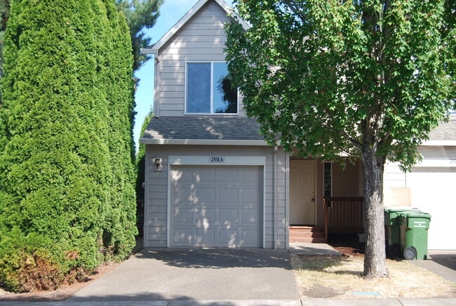 Building Photo - HAD253