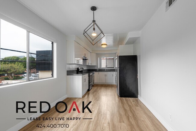 Foto del edificio - 121 N Hamilton Dr