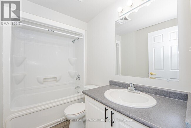 Photo du bâtiment - 274 Erb St. W