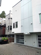 Building Photo - 3932 1st Ave NE