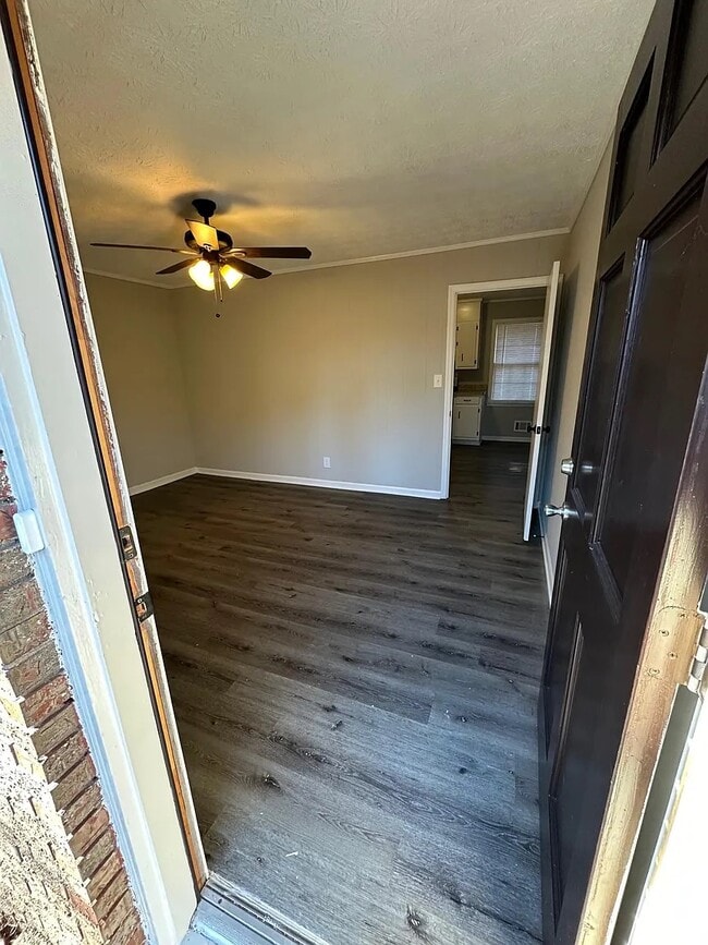 Photo - 326 Rooks Rd House