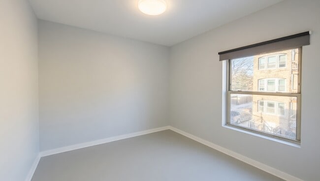 Foto del edificio - 4700 N Racine Ave