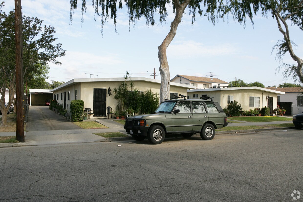Foto del edificio - 525 N 1st St