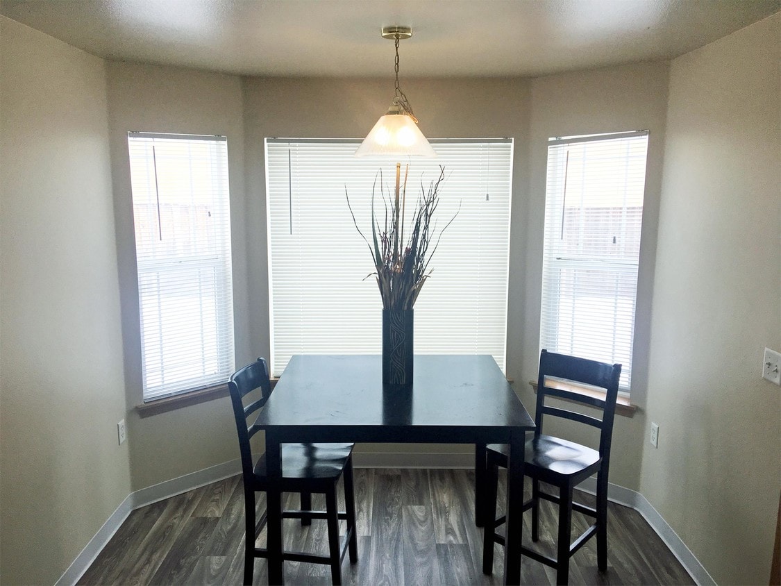 1805 E Overland Rd Unit 2524, Meridian, ID 83642 Room for Rent in