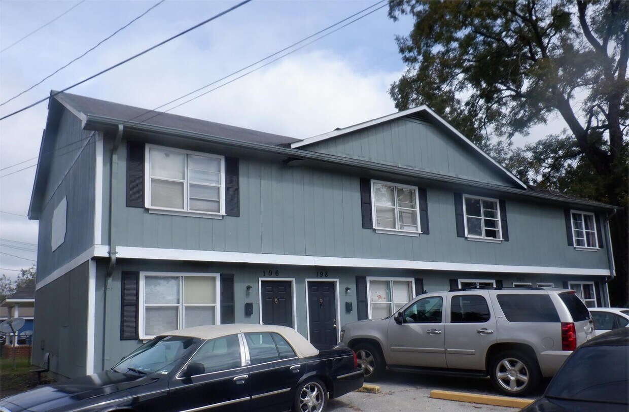 Foto principal - 2 BR/1 BA near downtown Barnesville