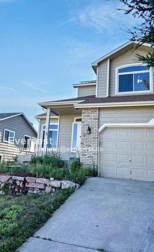 Foto del edificio - 6359 Firestar Ln