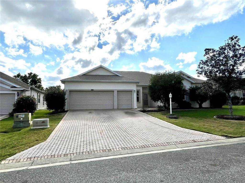 Primary Photo - 5634 Belle Terre Dr