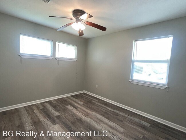 Building Photo - 3 br, 1 bath House - 2329 S Roosevelt St