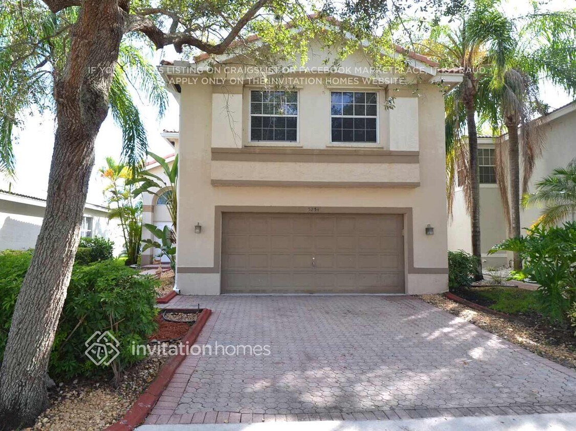 Foto principal - 5254 NW 117th Ave