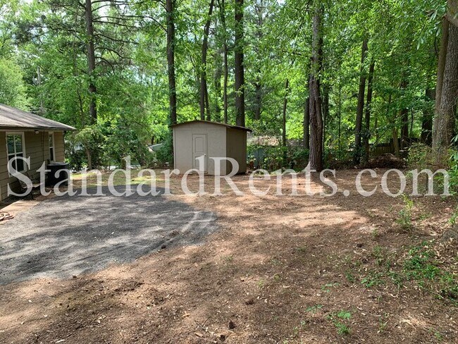 Foto del edificio - 2294 San Fernando Pl