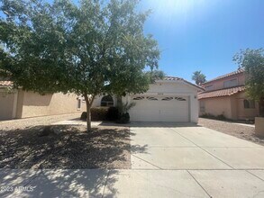 Building Photo - 2915 E Amber Ridge Way