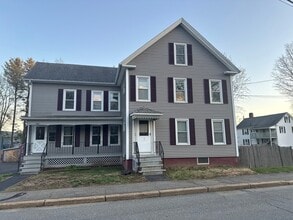 Building Photo - 8 Central St