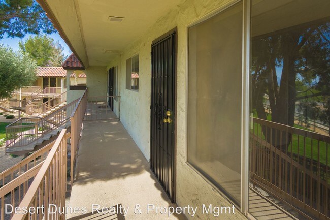 Foto del edificio - 64291 Spyglass Ave