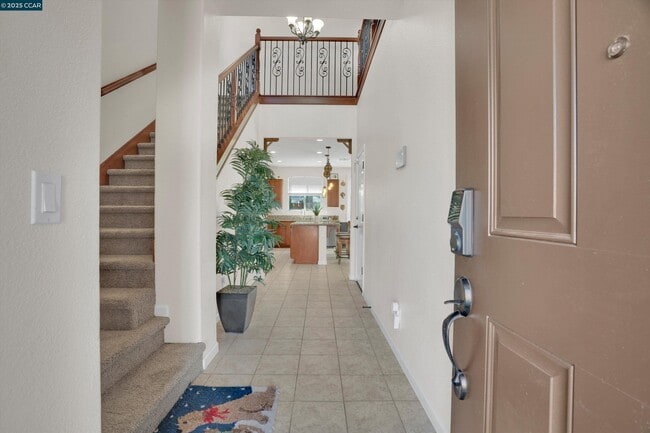 Building Photo - 351 Coolcrest Dr