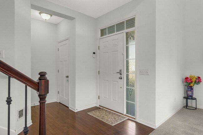 Foto del edificio - 4276 Bailey Lake Dr