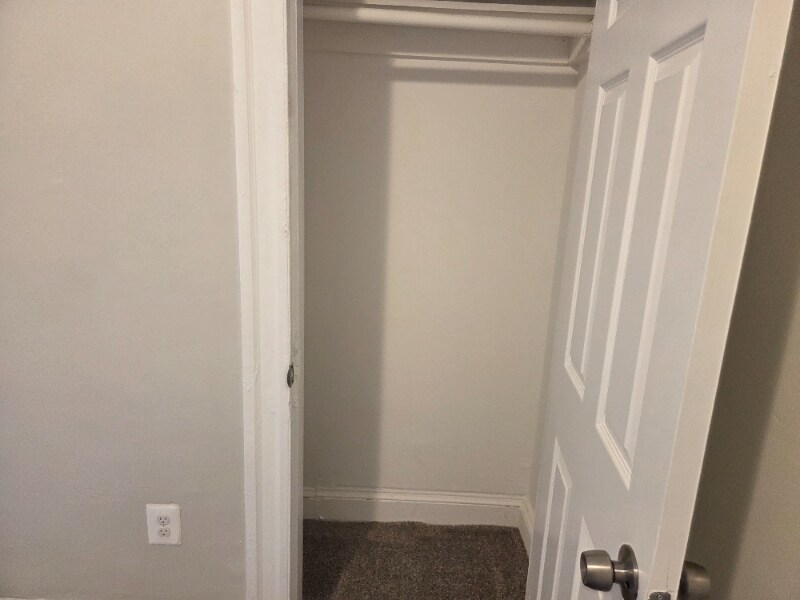 Foto del edificio - 1636 N Monroe St