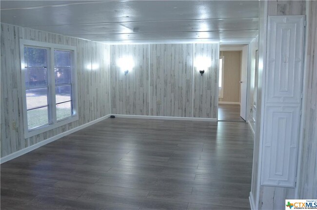 Building Photo - 8966 FM1593