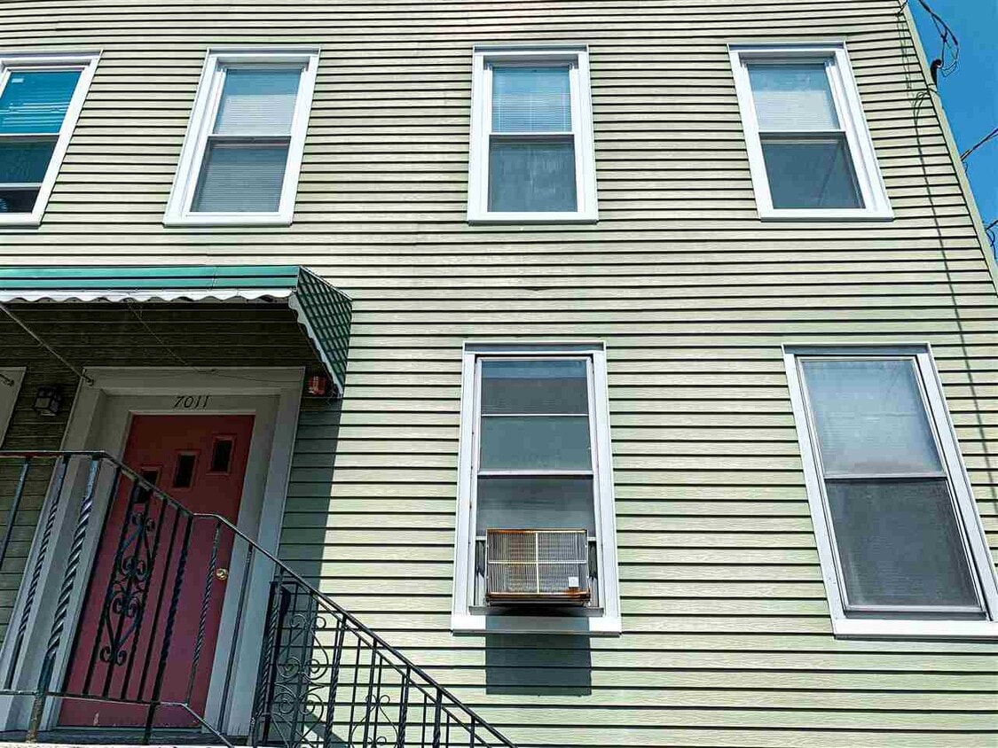 7011 Madison St, Guttenberg, NJ 07093 House Rental in Guttenberg, NJ
