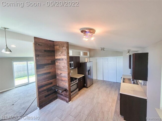 Foto del edificio - 29417 Fairfax St
