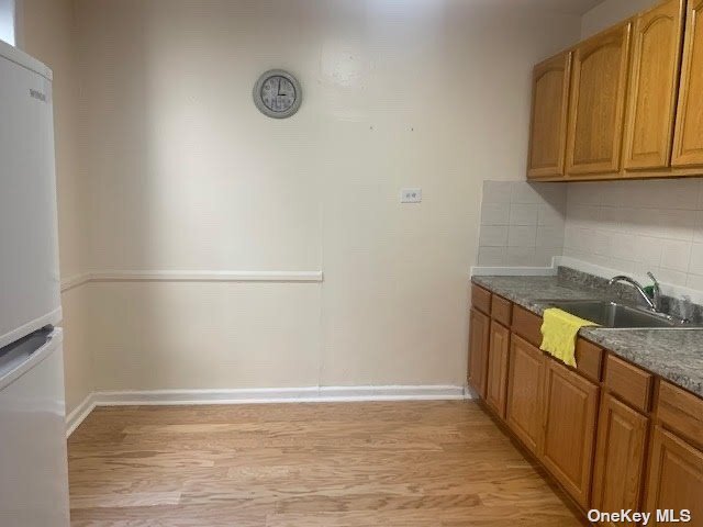 Foto del edificio - 40-37 77th St