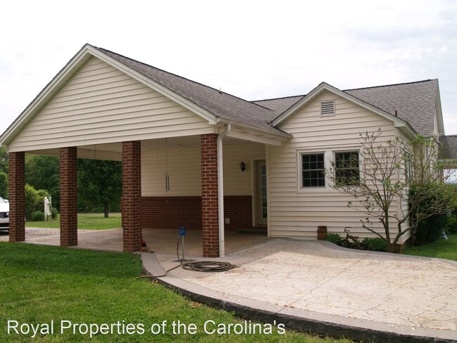 Building Photo - 1302 Berea Church Quincy Rd