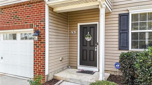 Building Photo - 136 Braddock Rd