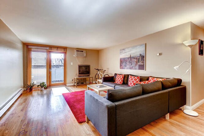 Foto del edificio - 701 Pearl St