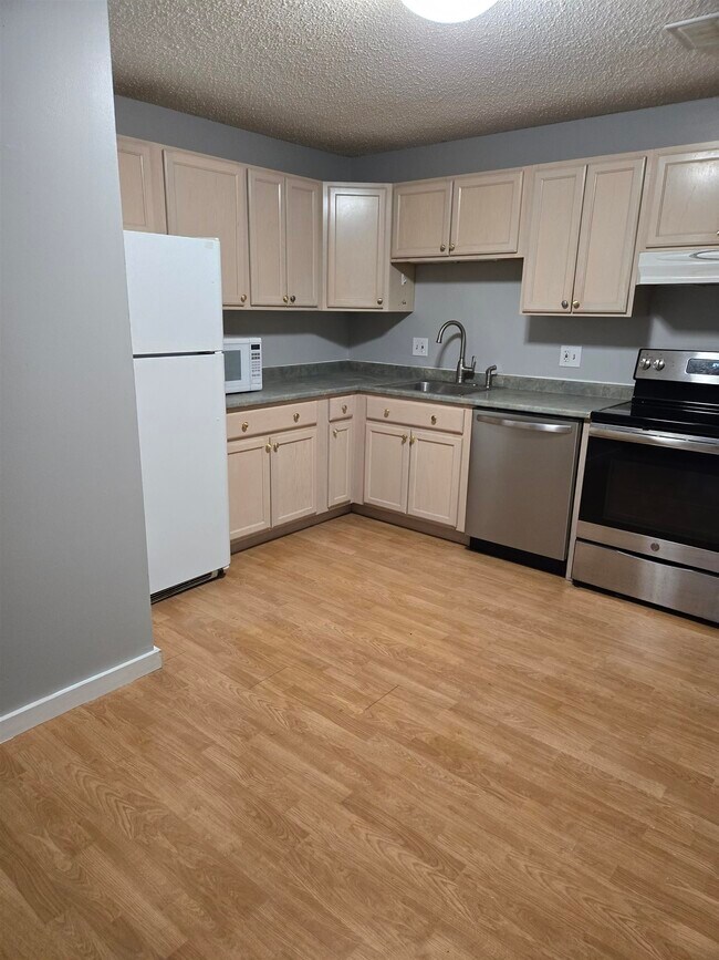 Foto del edificio - 4 Midhurst Rd