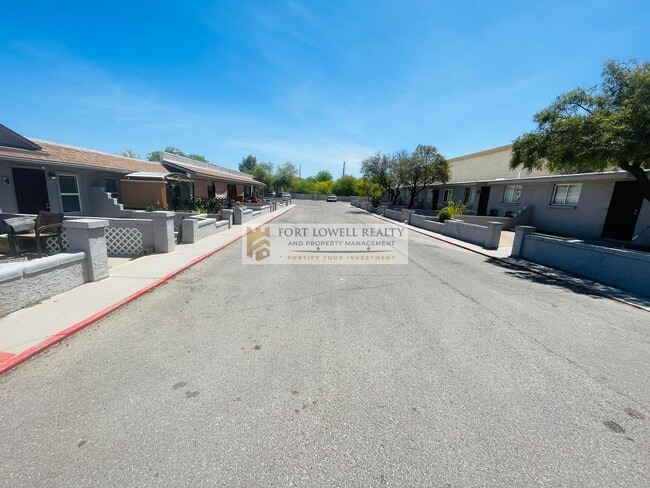 Building Photo - Cozy Studio near Downtown Tucson!