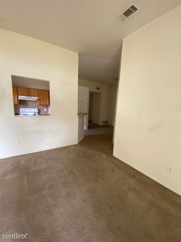 Foto del edificio - 3 br, 2 bath Duplex - 904 Crymes Ln B