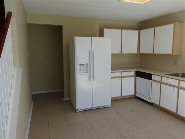 Building Photo - 7119 Rock Blf