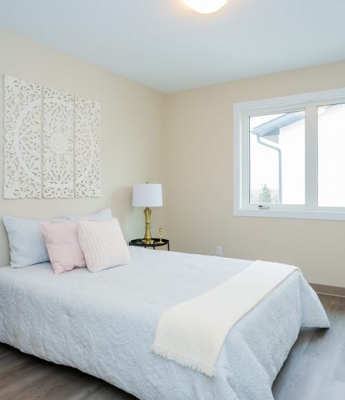 Building Photo - Molson Townhomes