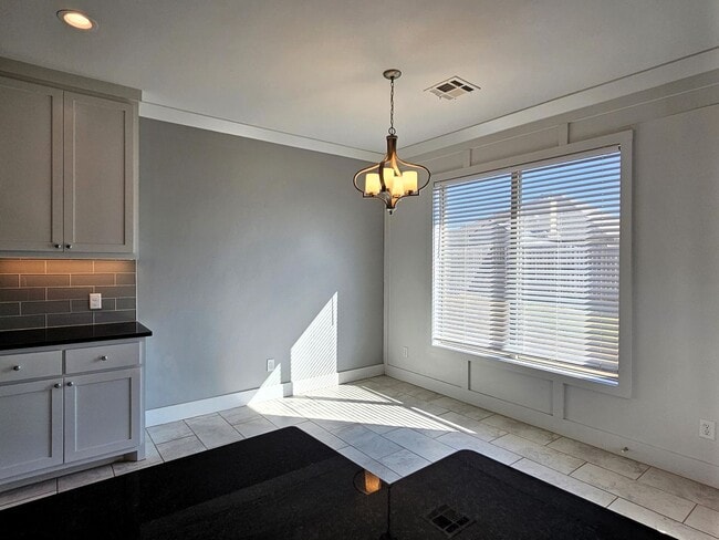 Building Photo - **Move in Special** Half off one months re...