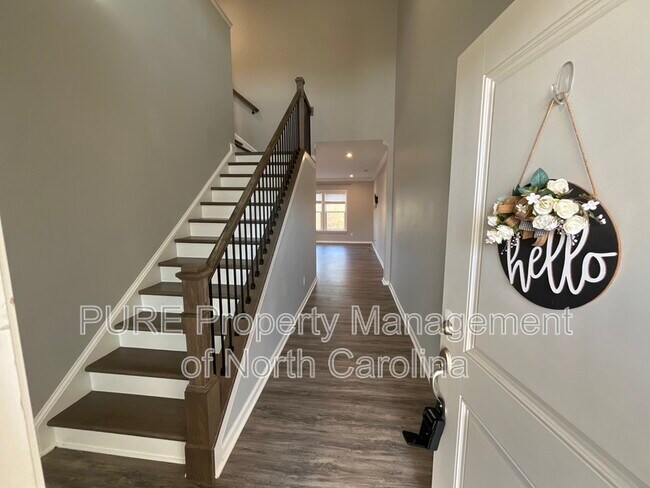 Building Photo - 23104 Clarabelle Dr