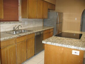 Building Photo - 6030 Gallant Forest Dr
