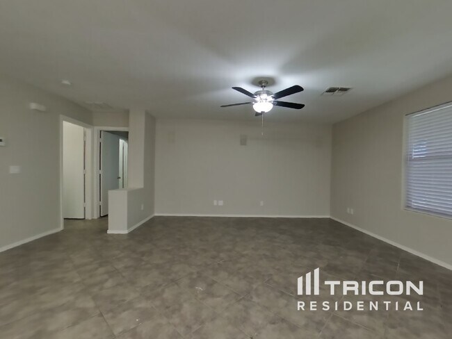 Foto del edificio - 2047 W San Tan Hills Dr