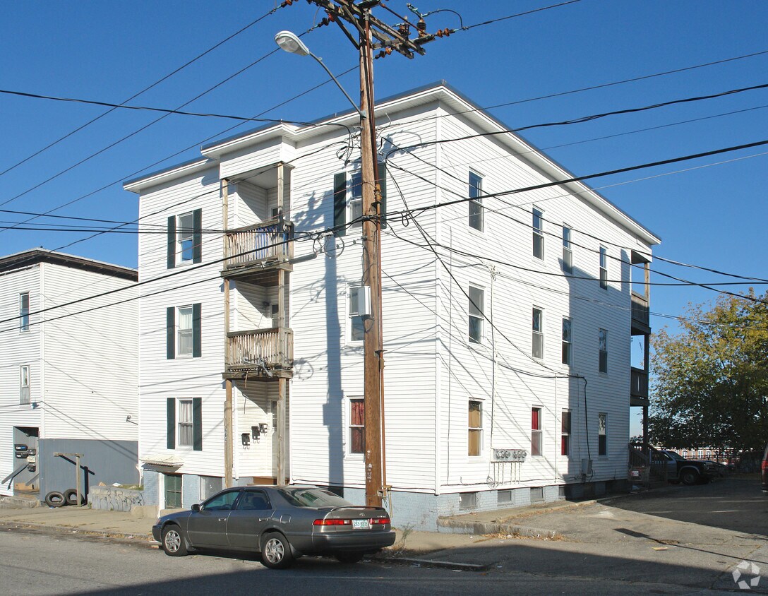 Primary Photo - 564 Silver St
