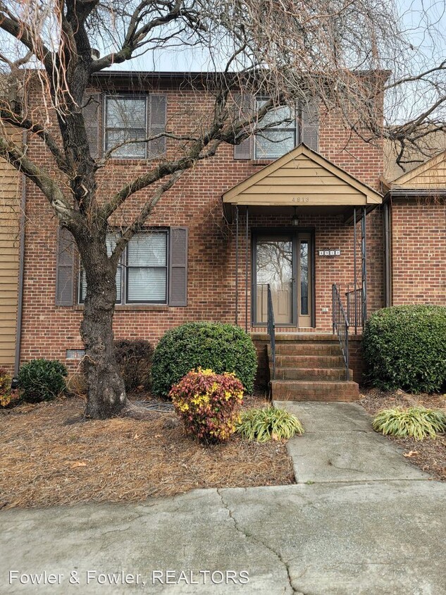 Primary Photo - 3 br, 2.5 bath House - 4913 Country Court