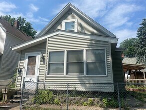 Building Photo - 645 N Mackubin St