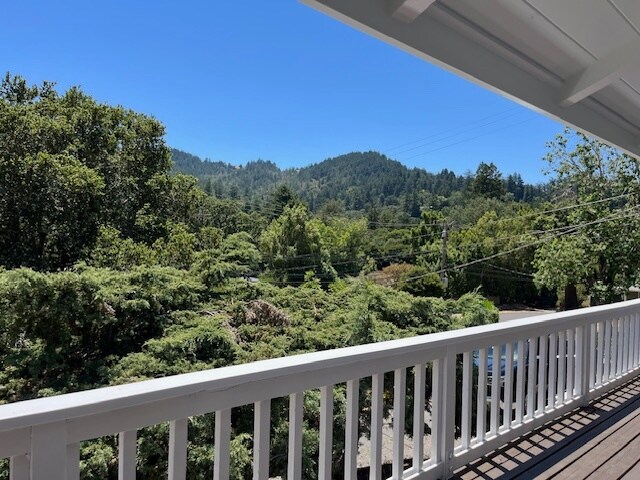 Foto del edificio - 277 Railroad Ave