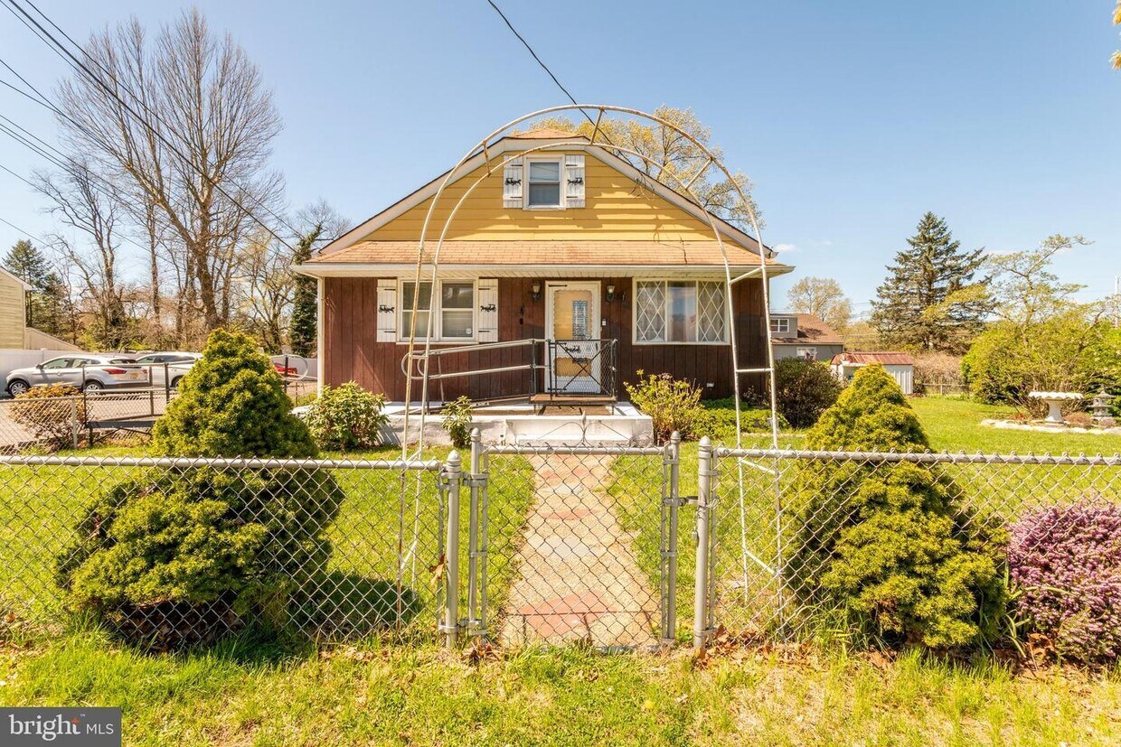 Primary Photo - 1116 Delsea Dr