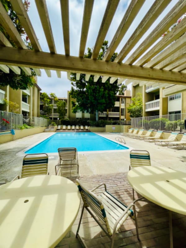 4600 Lamont St Unit 4115, San Diego, CA 92109 Condo for Rent in San