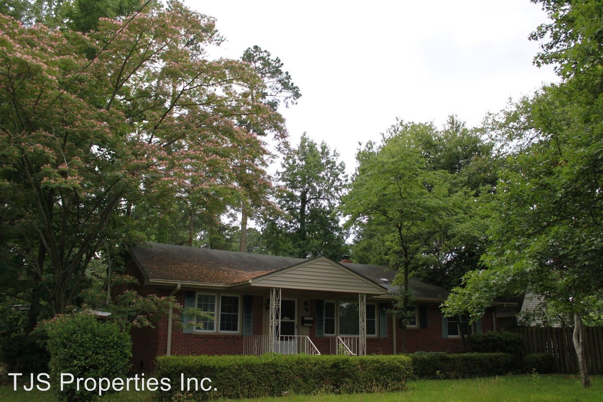Foto principal - 2401 Henderson Ave
