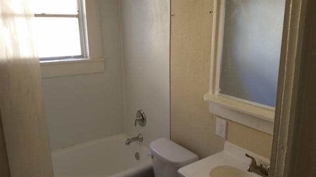 Building Photo - 3727 K Avenue