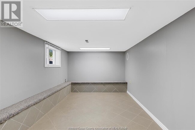 Photo du bâtiment - 1352 Lincoln Rd