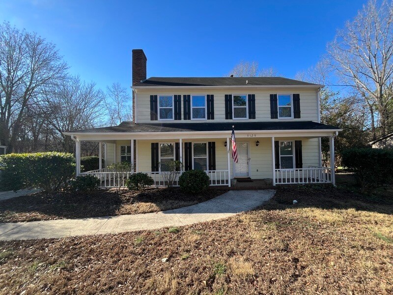 Primary Photo - 5129 Macandrew Dr