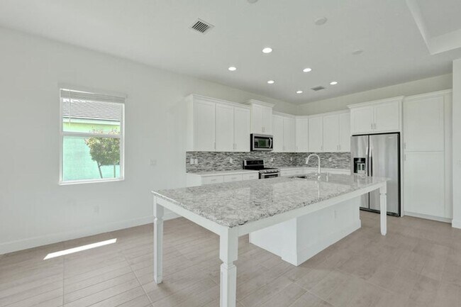 Foto del edificio - 5194 Macoon Wy