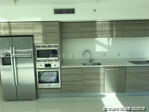 Building Photo - 2 br, 2 bath Condo - 6610 Indian Creek Dr 305